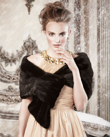 Neiman_Marcus_The_Christmas_Book_2011_2.jpg