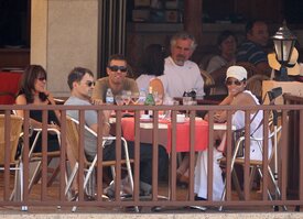 Halle Berry out for dinner in Palma de Mallorca 6.10.2011_09.jpg