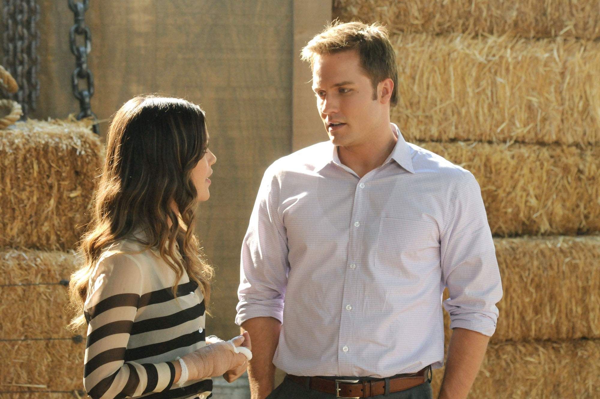 Hart of Dixie stills ep1,2,3.