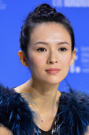 Ziyi_Zhang_Dangerous_Liaisons_Press_Conference_p.jpg