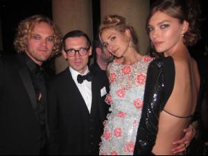 Peter-Dundas-Elizabeth-Arizona-Muse-Erdem.jpg