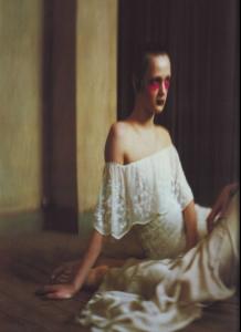 Vogue_Italia_March_1999_Atelier_by_paolo_roversi011.jpg