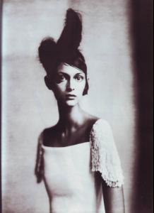 Vogue_Italia_March_1999_Atelier_by_paolo_roversi016.jpg