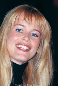 Claudia-Schiffer-19-2.jpg