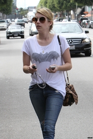 Emma Roberts Out in LA Oct 9052.jpg