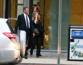 Jennifer_Aniston_Out_in_Boston_6k55_ZGVgnzil.jpg