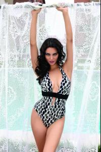 0p6q9128-ret-corina.jpg