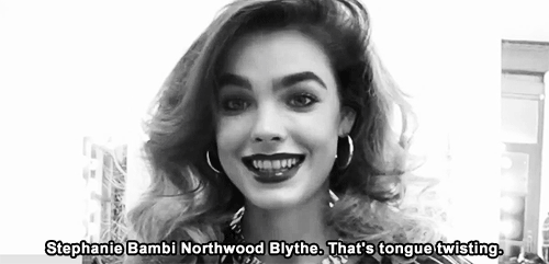 tumblr_mbt632O6Wi1rqe5zko1_500.gif