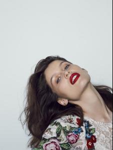Laetitia-Casta_Cover_Ott_galleryzoom_h.jpg