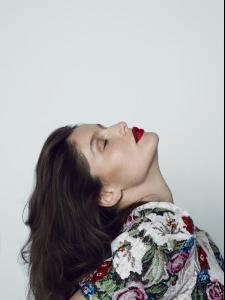 Laetitia-Casta_Cover_beauty_galleryzoom_h.jpg