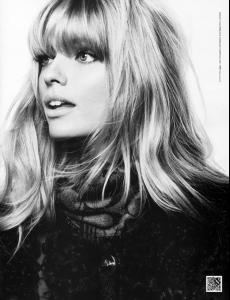 Coach_holiday_2012_campaign_ph_David_Sims_stylis.jpg