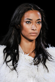 Anais Mali for Valentin Yudashkin rtw SS 2013 Paris FW 1.10.2012_01.jpg