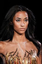 Anais Mali for Valentin Yudashkin rtw SS 2013 Paris FW 1.10.2012_05.jpg