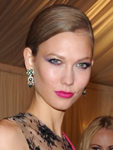 karlie_kloss_makeup_met_ball_2012.jpg