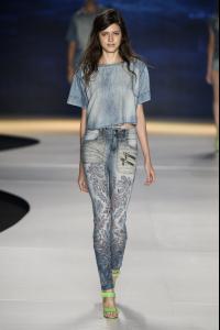 desfile_cocacolaclothing_fashionrio_verao2014_00.jpg