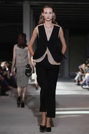 Costume_National_RTW_SS14_0178_1379608985_bigthu.jpg