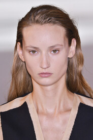 Costume_National_Spring_2014_Details_g3_Sa_E24xx.jpg