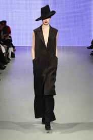 sabrina_ioffreda_louise_amstrup_fw11_lnd_2.jpg