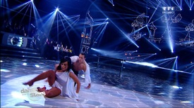 Alizee.-.Dance.With.the.Stars.S04E02.1080i_7.jpg