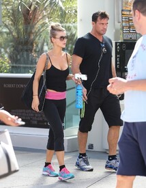 Joanna Krupa Romain Zago gym 4pMV-jIw3rux.jpg