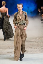 a-f-vandevorst-spring-summer-2015-pfw6.jpg