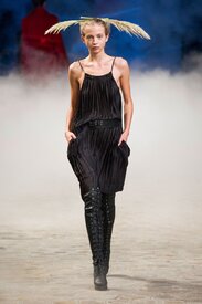 a-f-vandevorst-spring-summer-2015-pfw25.jpg