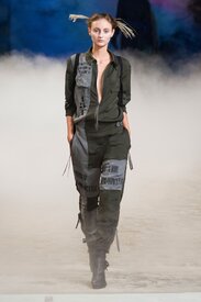 a-f-vandevorst-spring-summer-2015-pfw28.jpg