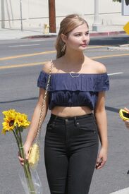 stefanie-scott-out-in-la_6.jpg