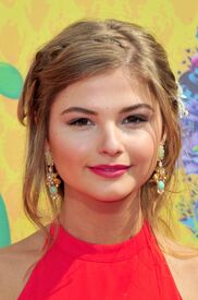 stefanie-scott-at-nickelodeon-s-27th-ann.jpg