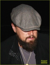 leonardo-dicaprio-commends-obama-on-crea.jpg