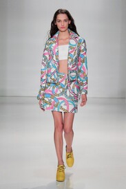 39__KYE_show_SS16-4110.jpg