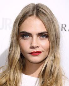 tduid300011_CaraDelevingne.jpg