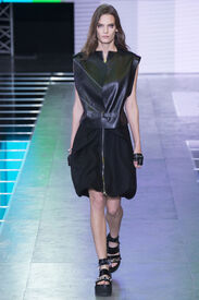 vuitton_lena1.jpg