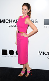 Alison Brie attends the 9th Annual MOCA_13.jpg