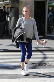 Diane Kruger out for a walk to her Gym in New York City_09.jpg