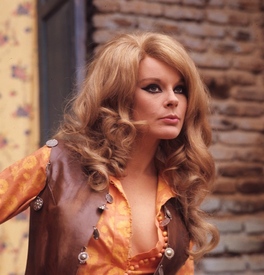 Elke Sommer095.jpg