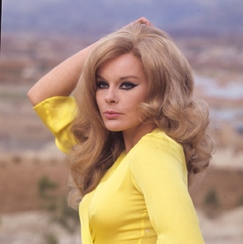 Elke Sommer134.jpg