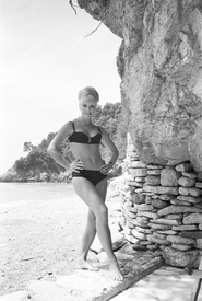 Elke Sommer070.jpg