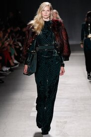 h-and-m-balmain-runway-fall-2016-40.jpg