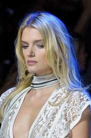 elie-saab-lily_donaldson_1.jpg