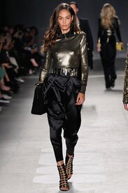 h-and-m-balmain-runway-fall-2016-05.jpg