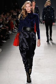 h-and-m-balmain-runway-fall-2016-19.jpg