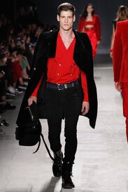 h-and-m-balmain-runway-fall-2016-27.jpg