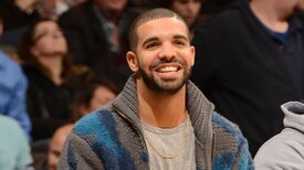 drake-smile-raptors1.jpg