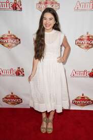 Landry-Bender--Annie-Premiere--13.jpg