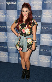 Jillian_Rose_Reed_04.jpg