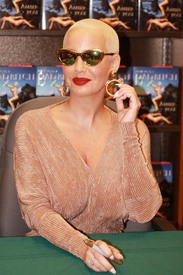 Amber Rose Book Signing at Barnes and Noble_09.jpg