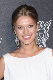 ToniGarrn101915_04.jpg