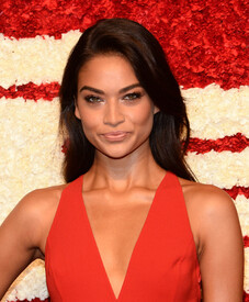 ShaninaShaik101515 09.jpg