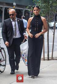 camila-alves-going-back-to_4910603.jpg